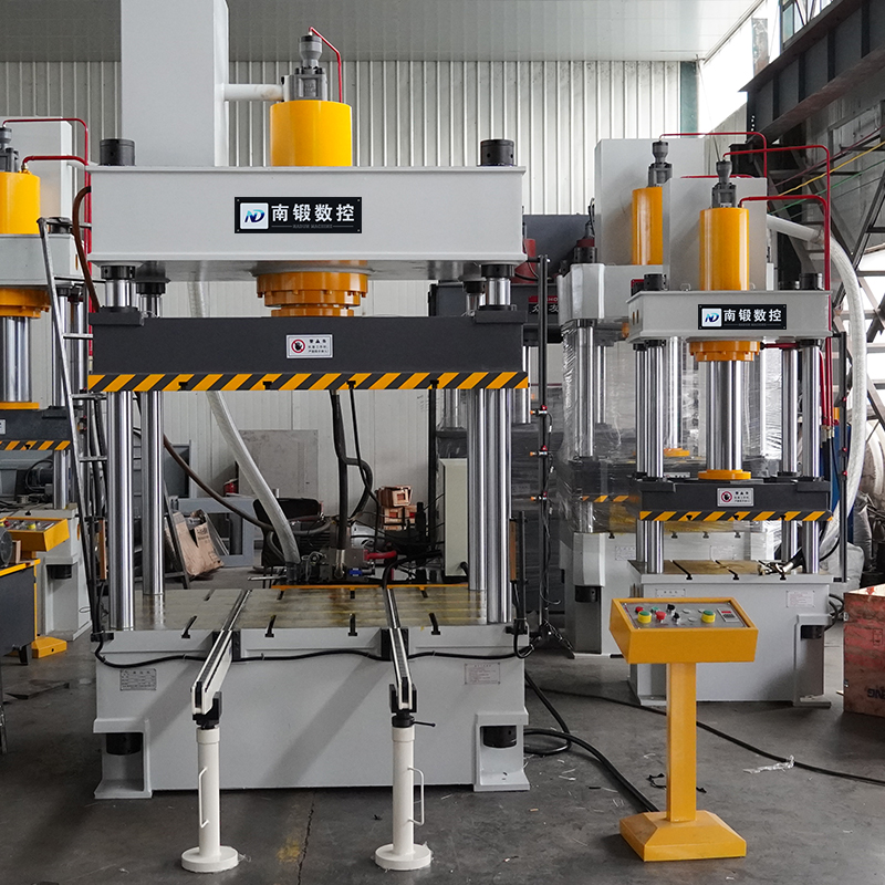 200噸油壓機(jī) 配舉模器  移動(dòng)工作臺(tái)  定制油壓機(jī) 